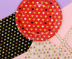 Talerzyki Papierowe Czerwone w Serca 18cm 6szt.