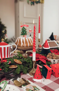 ŚWIECE  Czerwone ŚWIĘTY MIKOŁAJ Wigilia 25cm 2szt.