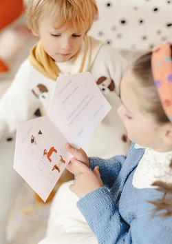 Balon Foliowy Stojący PIES JAMNIK Karta 89x58cm