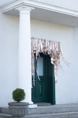 Tasiemka satynowa, zimny złoty, 25mm/25m