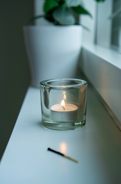 Świeczki PODGRZEWACZE Białe Tealight 8h 50szt.