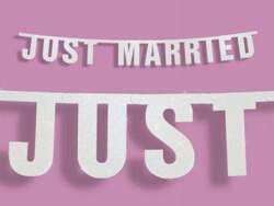 Baner "JUST MARRIED" dł. 17cm; 1 szt.